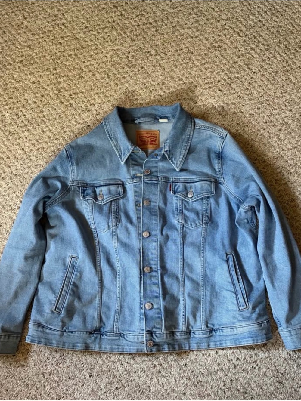 Levi's Light Wash Denim Jacket Women’s Trucker Jacket